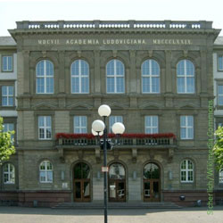 Justus-Liebig-Uni, Hochschule