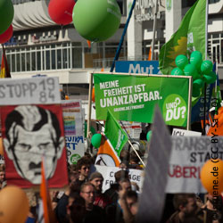 Demonstration - "Meine Freiheit ist unanzapfbar"